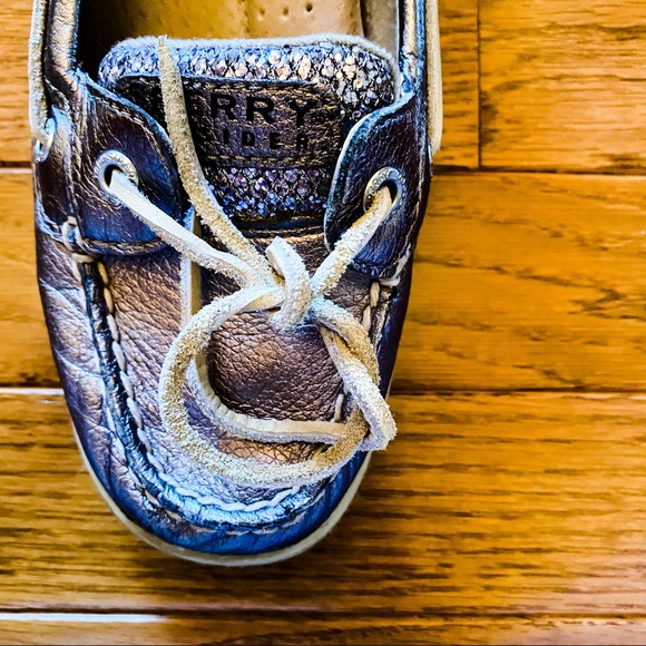 Sperry Top Sider Silver Deck Shoes size:8 - Picture 4 of 10